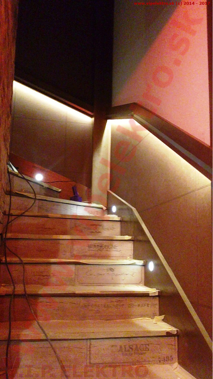 Montáž, inštalácia - dekoračné LED osvetlenie - domácnosť - schodište